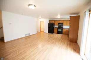 4272 51st St S, Fargo, ND 58104 - Photo 6