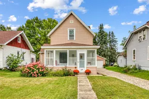 226 Willow St E, Detroit Lakes, MN 56501 - Photo 1