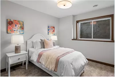 2870 Victoria Street N, Roseville, MN 55113 - Photo 18