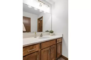 2870 Victoria St N, Roseville, MN 55113 - Photo 16