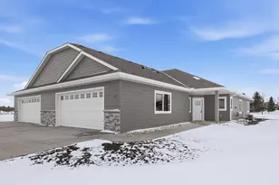 254 Eau Claire Ave SE, Hutchinson, MN 55350 - Photo 1