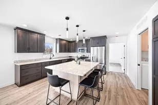 255 Eau Claire Ave SE, Hutchinson, MN 55350 - Photo 2