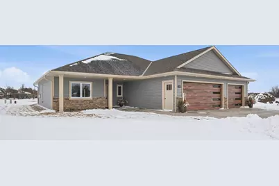 255 Eau Claire Avenue SE, Hutchinson, MN 55350 - Photo 2