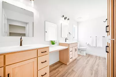 255 Eau Claire Avenue SE, Hutchinson, MN 55350 - Photo 22