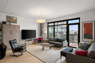 1120 S 2nd St, Minneapolis, MN 55415 - Photo 2