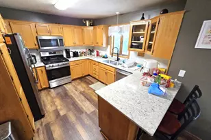 1703 20th Ave NE, Rochester, MN 55906 - Photo 4