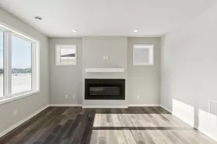 10973 37th St N, Lake Elmo, MN 55042 - Photo 12