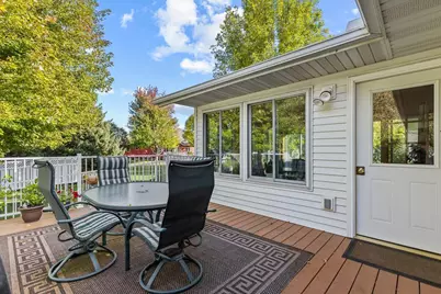 1105 David Drive, Marshall, MN 56258 - Photo 16