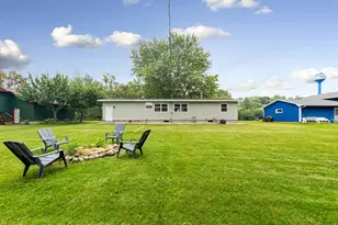 205 Park Ave N, Vernon Center, MN 56090 - Photo 28