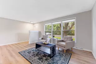 205 Park Ave N, Vernon Center, MN 56090 - Photo 2