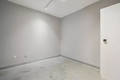 2929 Chicago Avenue #1002, Minneapolis, MN 55407 - Photo 18