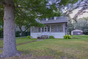 15 E Gilman St, New York Mills, MN 56567 - Photo 1