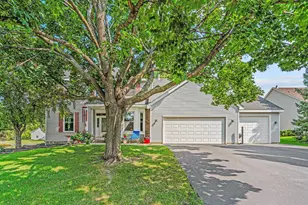 711 Stonebridge Cir, Eagan, MN 55123 - Photo 1