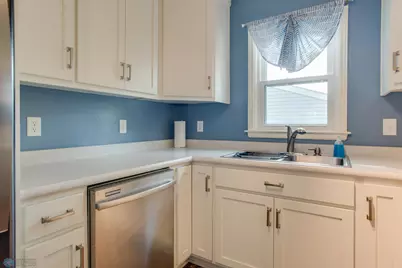 407 15th Street N, Moorhead, MN 56560 - Photo 16