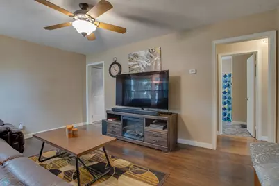 407 15th Street N, Moorhead, MN 56560 - Photo 10