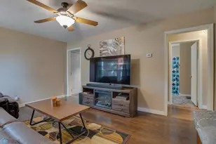 407 15th St N, Moorhead, MN 56560 - Photo 10