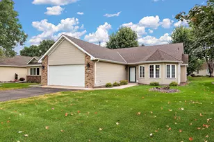 412 Kilkenny Ct, Saint Cloud, MN 56301 - Photo 1