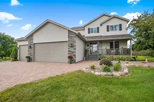 1820 47th St SE, Saint Cloud, MN 56304 - Photo 1