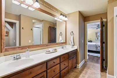 10005 Trails End Road, Chanhassen, MN 55317 - Photo 34