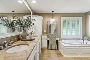 10005 Trails End Rd, Chanhassen, MN 55317 - Photo 26