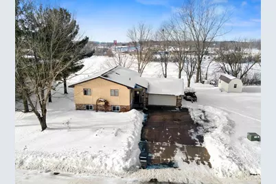 655 11th Street SW, Pine City, MN 55063 - Photo 2
