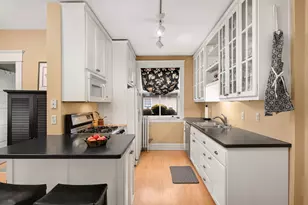 51 Avon Street S, Saint Paul, MN 55105 - Photo 14