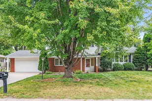 10100 39th Ave N, Plymouth, MN 55441 - Photo 1