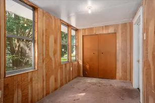 527 W Grand Ave, Eau Claire, WI 54703 - Photo 22