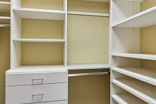 11625 Live Oak Dr, Minnetonka, MN 55305 - Photo 46