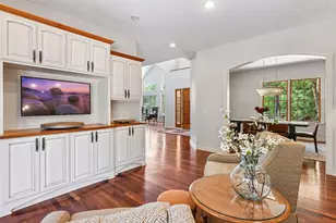 11625 Live Oak Dr, Minnetonka, MN 55305 - Photo 14