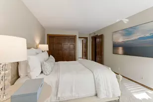 5501 Dewey Hill Rd, Edina, MN 55439 - Photo 18