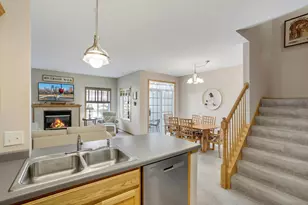 6811 Pine Crest Trail S, Cottage Grove, MN 55016 - Photo 12