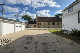 915 Broadway N, Fargo, ND 58102 - Photo 22