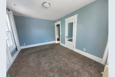 915 Broadway N, Fargo, ND 58102 - Photo 8