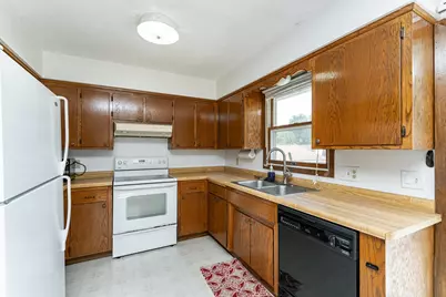 1916 9 1/2 Avenue SE, Rochester, MN 55904 - Photo 12