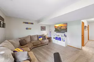 913 Trellis St, Jordan, MN 55352 - Photo 34