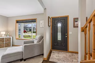 913 Trellis St, Jordan, MN 55352 - Photo 4