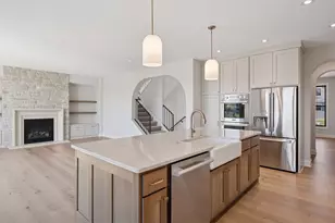 10380 Mallard Dr, Victoria, MN 55318 - Photo 6