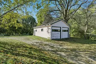 25415 Grail Ct, Wyoming, MN 55092 - Photo 6