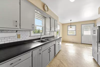 1406 Albers Path, Faribault, MN 55021 - Photo 22