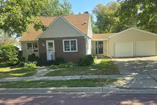 180 3rd Ave NE, Trimont, MN 56176 - Photo 1