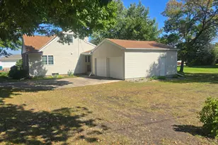 180 3rd Ave NE, Trimont, MN 56176 - Photo 58