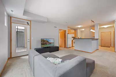 2565 Franklin Avenue #313, Saint Paul, MN 55114 - Photo 2