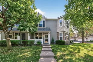 1632 Legacy Pkwy E, Maplewood, MN 55109 - Photo 1