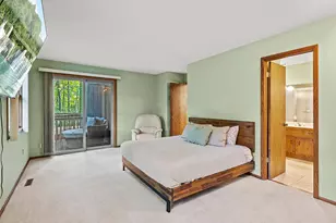 1094 Golden Oaks Ln, Saint Joseph, WI 54016 - Photo 16