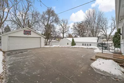 237 10th Avenue N, Hopkins, MN 55343 - Photo 2