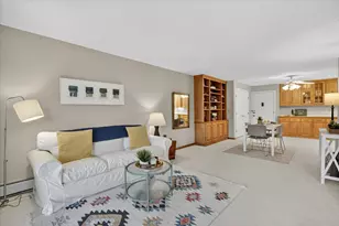 2720 Dale St N, Roseville, MN 55113 - Photo 2