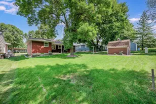 453 17th St, Windom, MN 56101 - Photo 34