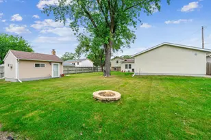 208 106th Ave NW, Coon Rapids, MN 55448 - Photo 14