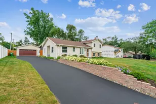 208 106th Ave NW, Coon Rapids, MN 55448 - Photo 2